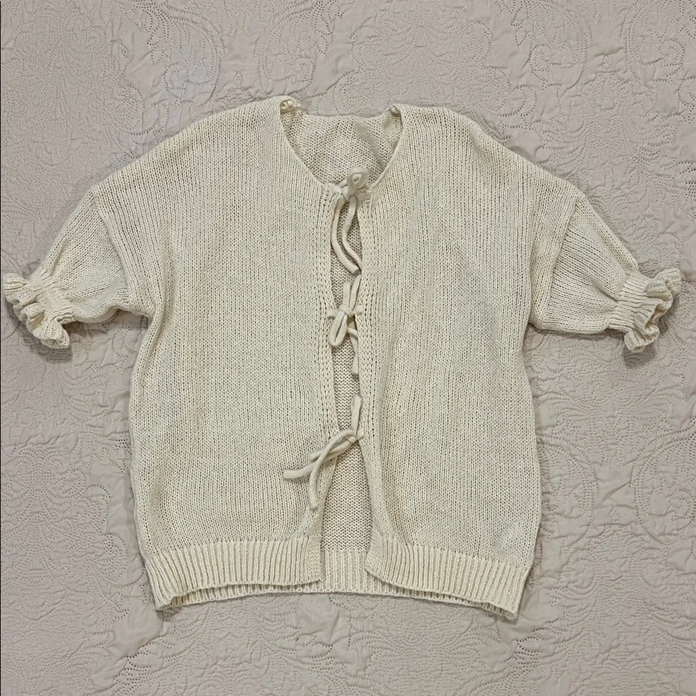 Women’s Cream Tie-Front Knit Cardigan Sweater